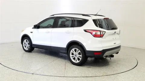 More photos of 2018 Ford Escape SE at Tom Gill Chevrolet, KY