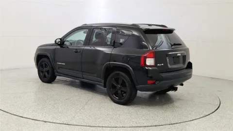 More photos of 2017 Jeep Compass Latitude at Tom Gill Chevrolet, KY