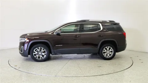 More photos of 2021 GMC Acadia SLT at Tom Gill Chevrolet, KY