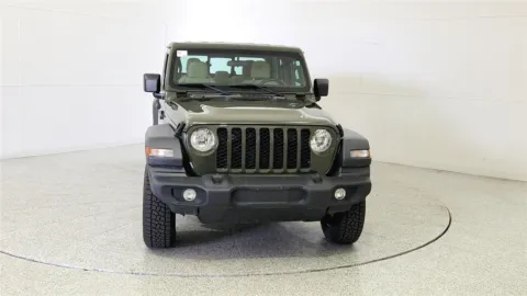 Photos of 2022 Jeep Gladiator Sport for sale in Florence, KY at Tom Gill Chevrolet