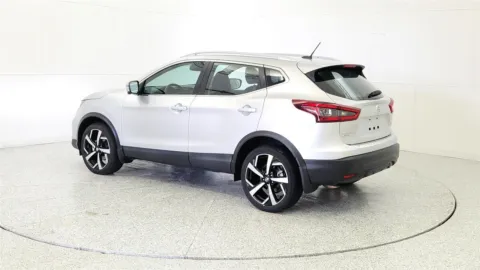 More photos of 2022 Nissan Rogue Sport SL at Tom Gill Chevrolet, KY