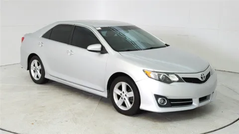 Silver 2012 Toyota Camry SE for sale in Florence, KY