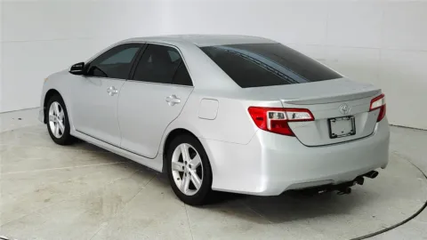 More photos of 2012 Toyota Camry SE at Tom Gill Chevrolet, KY