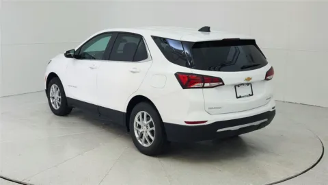 More photos of 2024 Chevrolet Equinox LT at Tom Gill Chevrolet, KY