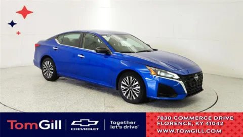 Blue 2025 Nissan Altima SV for sale in Florence, KY
