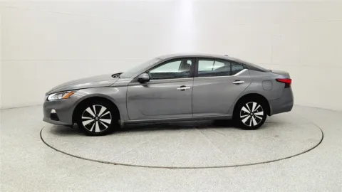 More photos of 2022 Nissan Altima 2.5 SV at Tom Gill Chevrolet, KY