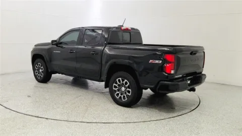 More photos of 2024 Chevrolet Colorado 4WD Z71 at Tom Gill Chevrolet, KY