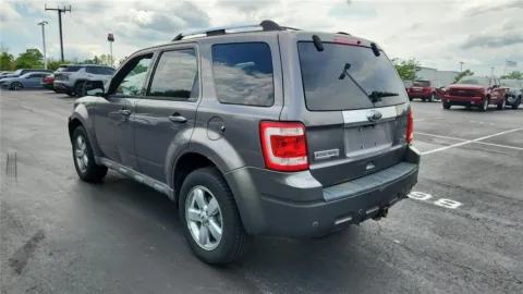 More photos of 2010 Ford Escape Limited at Tom Gill Chevrolet, KY