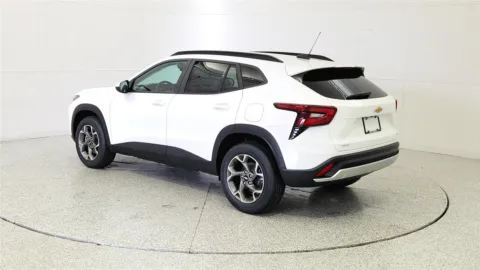 More photos of 2026 Chevrolet Trax LT at Tom Gill Chevrolet, KY