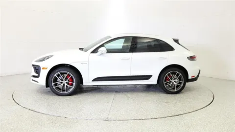 More photos of 2022 Porsche Macan S at Tom Gill Chevrolet, KY