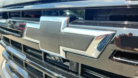 More photos of 2026 Chevrolet Silverado 3500HD LT at Tom Gill Chevrolet, KY