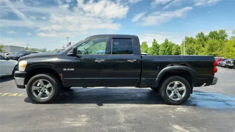 More photos of 2008 Dodge Ram 1500 SLT at Tom Gill Chevrolet, KY