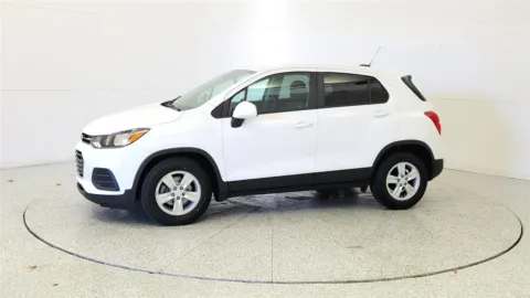 More photos of 2021 Chevrolet Trax LS at Tom Gill Chevrolet, KY
