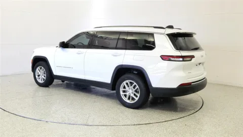 More photos of 2023 Jeep Grand Cherokee L Laredo at Tom Gill Chevrolet, KY