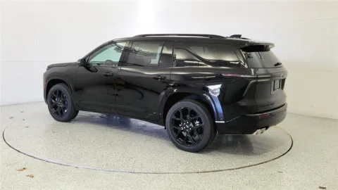 More photos of 2026 Chevrolet Traverse AWD RS at Tom Gill Chevrolet, KY