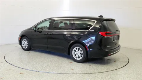 More photos of 2023 Chrysler Pacifica Touring L at Tom Gill Chevrolet, KY
