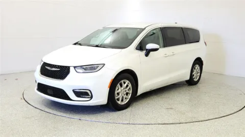 Another view of 2023 Chrysler Pacifica Touring L for sale in Florence, KY at Tom Gill Chevrolet