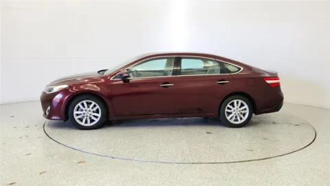 More photos of 2013 Toyota Avalon XLE Premium at Tom Gill Chevrolet, KY
