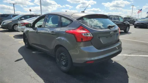More photos of 2012 Ford Focus SE at Tom Gill Chevrolet, KY