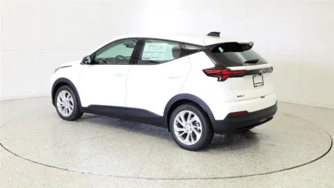 More photos of 2027 Chevrolet Bolt LT at Tom Gill Chevrolet, KY