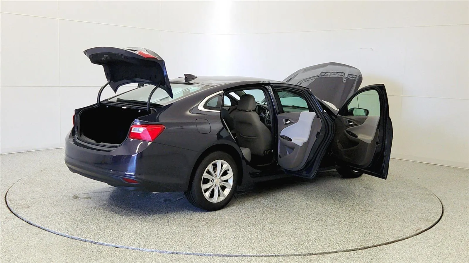 2025 Chevrolet Malibu 1LT - Photo 11