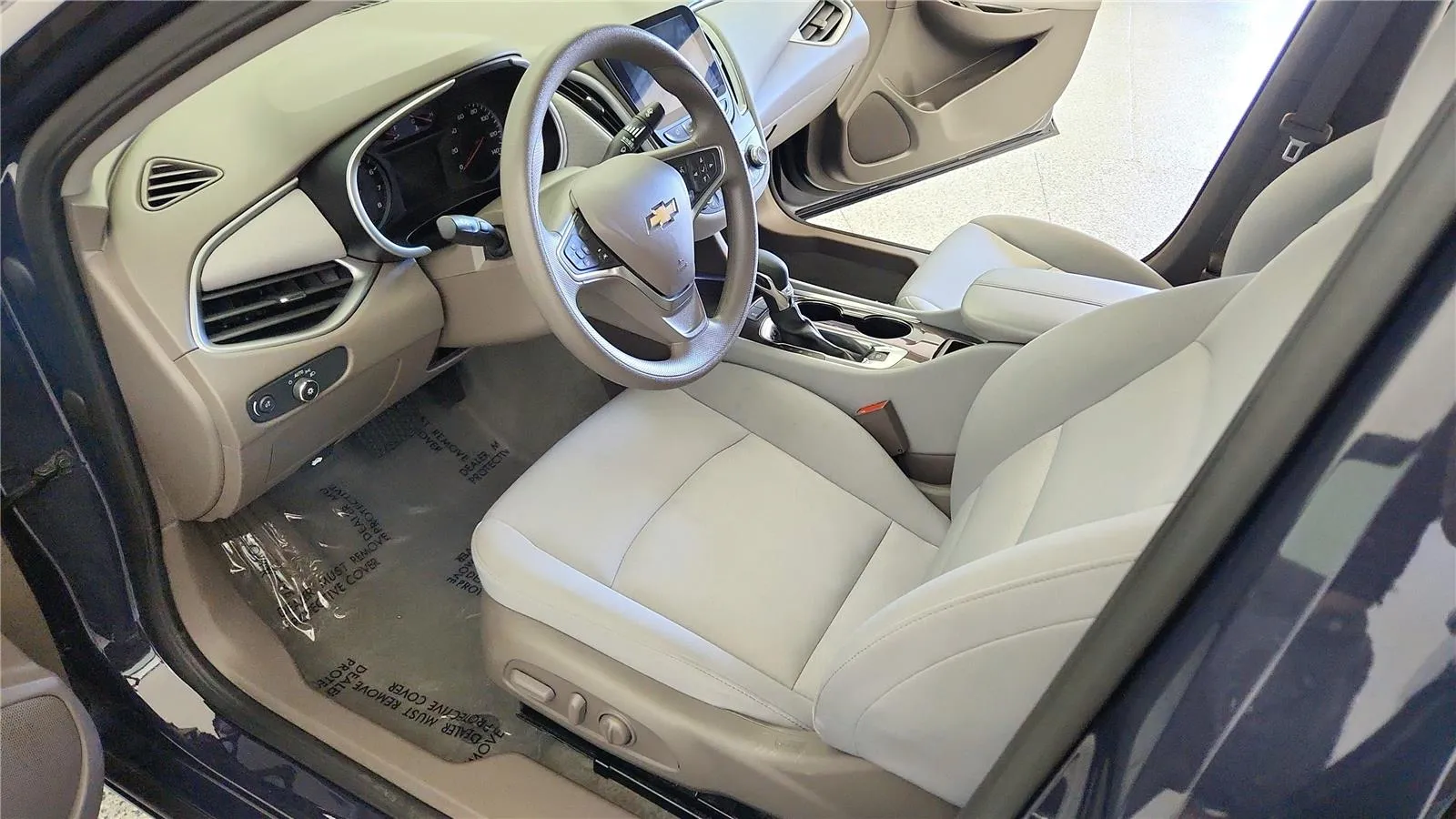 2025 Chevrolet Malibu 1LT - Photo 17