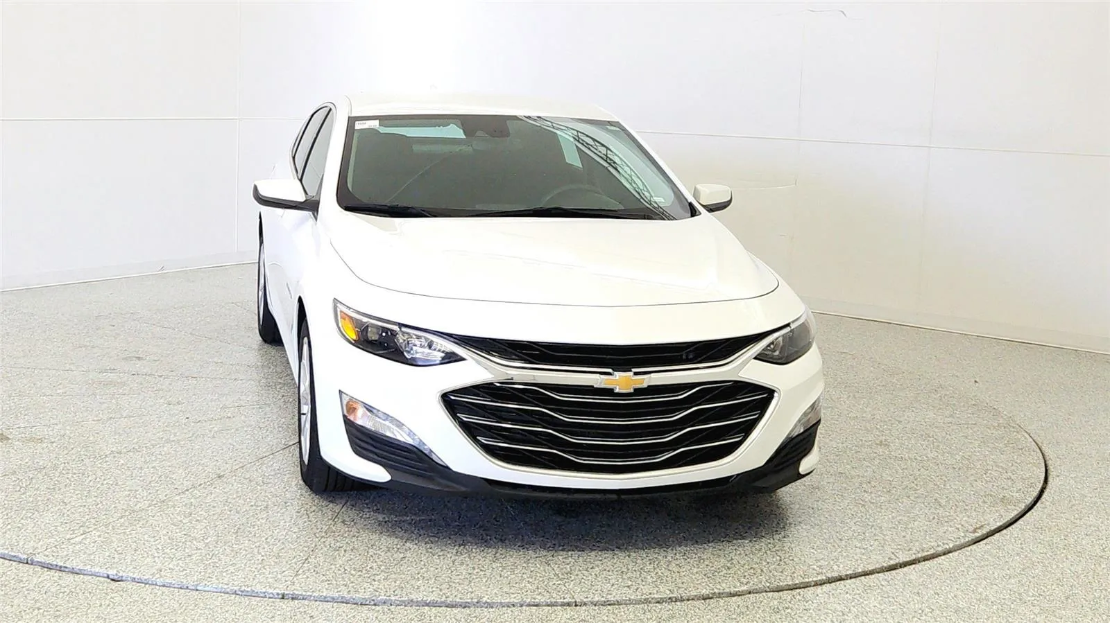 2025 Chevrolet Malibu 1LT - Photo 2