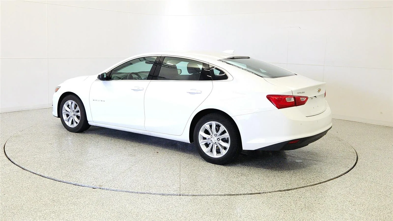 2025 Chevrolet Malibu 1LT - Photo 5
