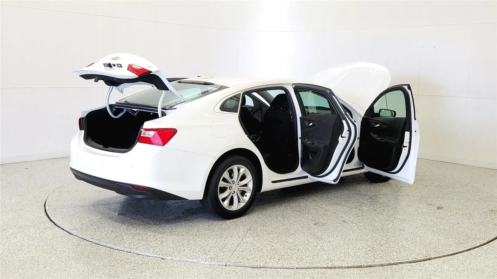 2025 Chevrolet Malibu 1LT - Photo 12