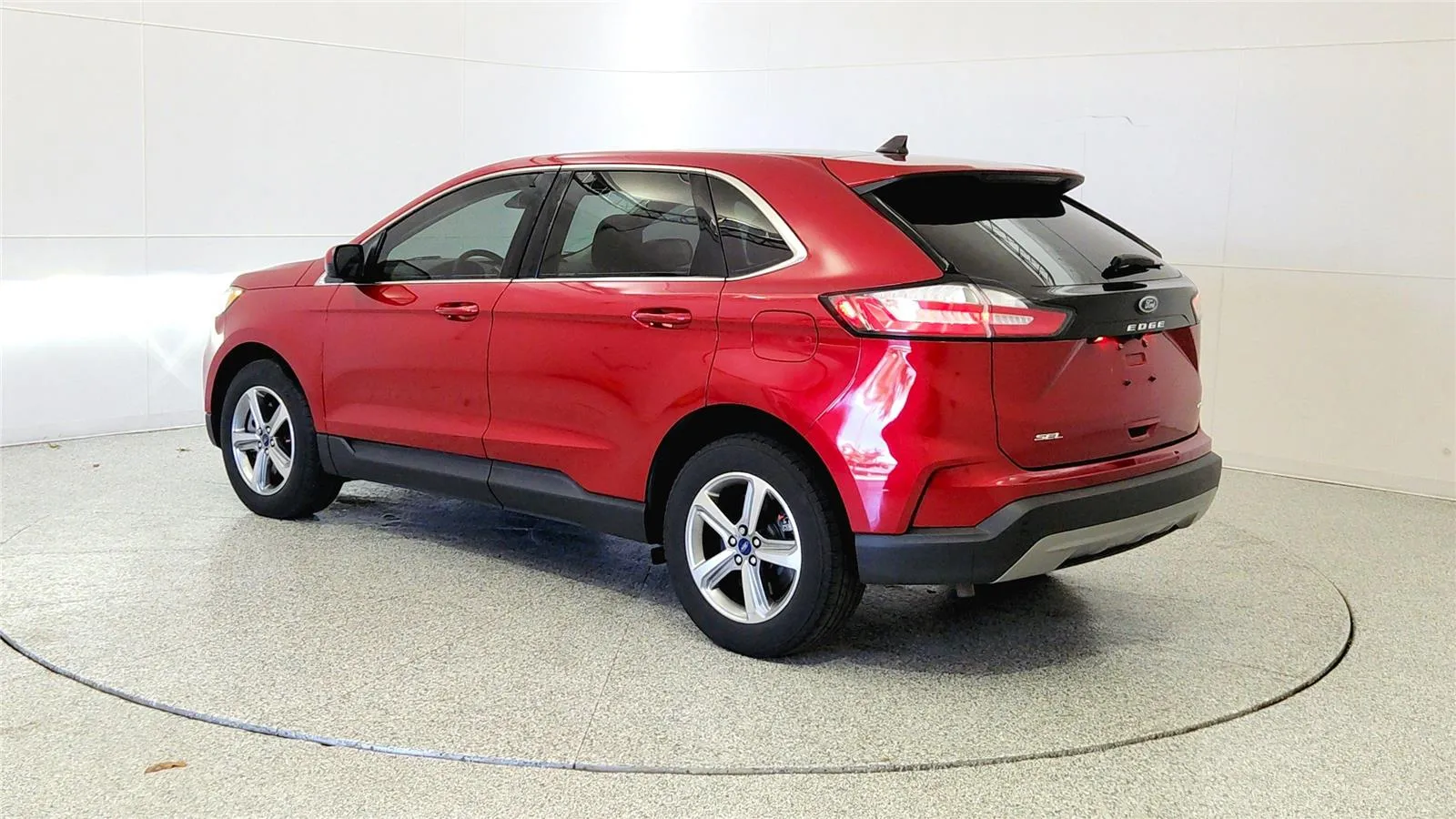 2022 Ford Edge SEL - Photo 6