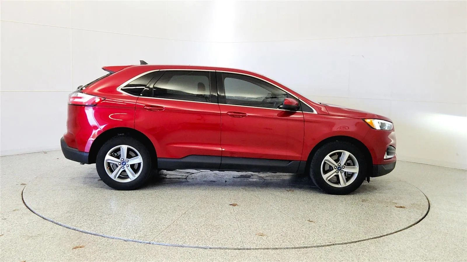 2022 Ford Edge SEL - Photo 9