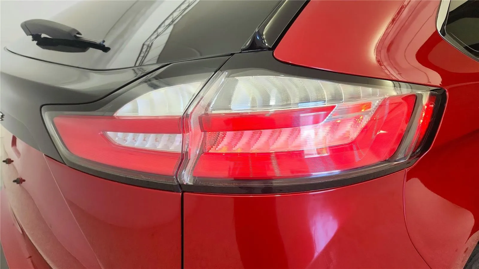 2022 Ford Edge SEL - Photo 16