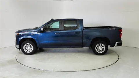 More photos of 2021 Chevrolet Silverado 1500 LT at Tom Gill Chevrolet, KY