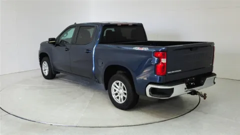 More photos of 2021 Chevrolet Silverado 1500 LT at Tom Gill Chevrolet, KY