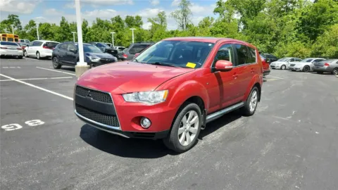 More photos of 2013 Mitsubishi Outlander GT at Tom Gill Chevrolet, KY