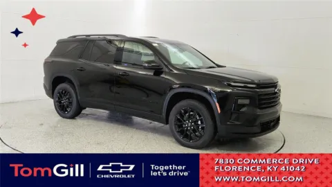 Black 2026 Chevrolet Traverse FWD LT for sale in Florence, KY