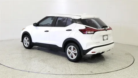 More photos of 2023 Nissan Kicks S at Tom Gill Chevrolet, KY