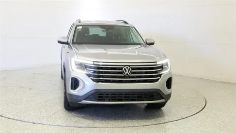 Photos of 2025 Volkswagen Atlas 2.0T SE w/Technology for sale in Florence, KY at Tom Gill Chevrolet