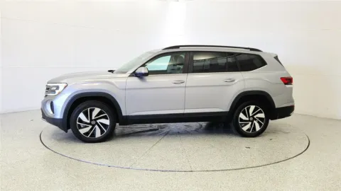 More photos of 2025 Volkswagen Atlas 2.0T SE w/Technology at Tom Gill Chevrolet, KY