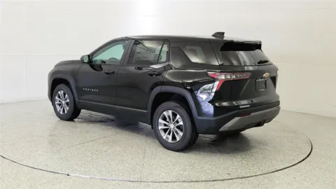 More photos of 2026 Chevrolet Equinox FWD LT at Tom Gill Chevrolet, KY