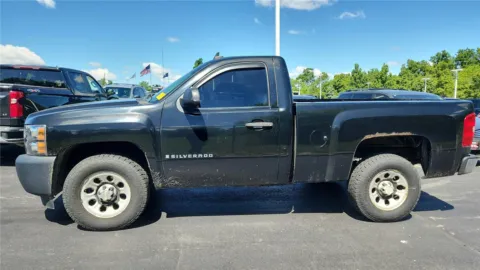 More photos of 2009 Chevrolet Silverado 1500 Work Truck at Tom Gill Chevrolet, KY