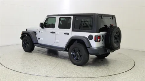 More photos of 2022 Jeep Wrangler Unlimited Sport at Tom Gill Chevrolet, KY