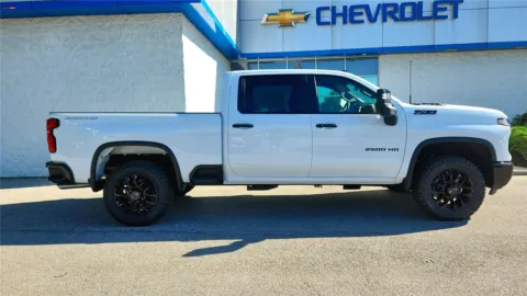 White 2026 Chevrolet Silverado 2500HD LT for sale in Florence, KY