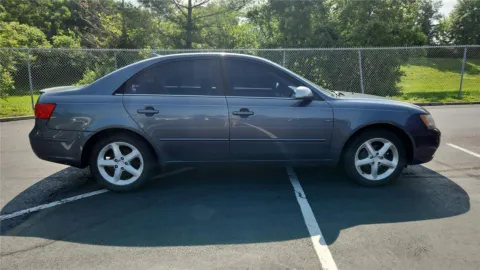 Blue 2009 Hyundai Sonata SE for sale in Florence, KY
