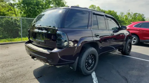 Photos of 2008 Chevrolet TrailBlazer LT w/2LT for sale in Florence, KY at Tom Gill Chevrolet