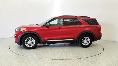 More photos of 2023 Ford Explorer XLT at Tom Gill Chevrolet, KY