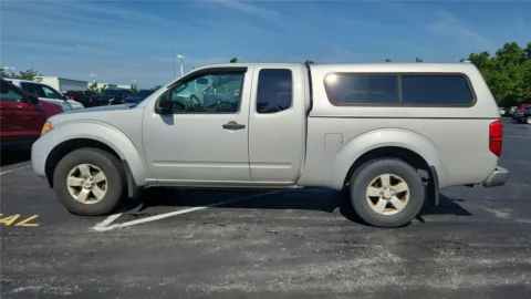 More photos of 2012 Nissan Frontier SV at Tom Gill Chevrolet, KY