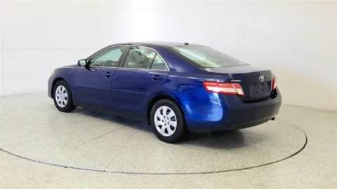 More photos of 2010 Toyota Camry SE at Tom Gill Chevrolet, KY