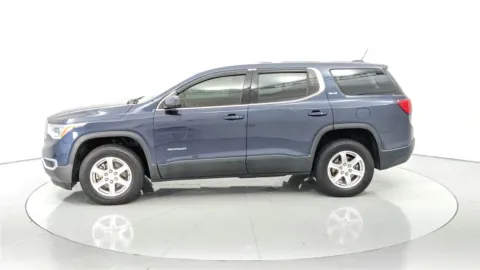 More photos of 2018 GMC Acadia SLE at Tom Gill Chevrolet, KY