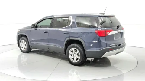 More photos of 2018 GMC Acadia SLE at Tom Gill Chevrolet, KY